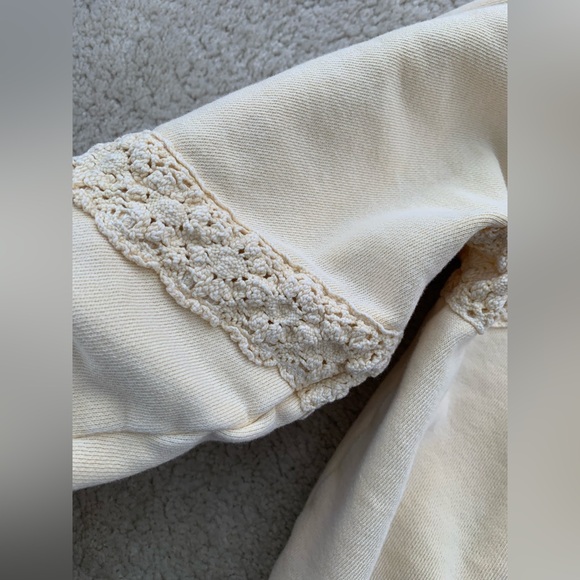 Aerie Size Large Pale Yellow Hey Crochet Sweatshirt Oversized Boxy Boho Pullover - Picture 5 of 15